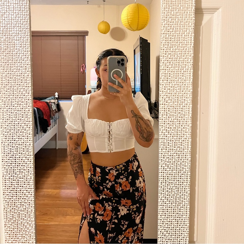 White Puff Sleeve Top
